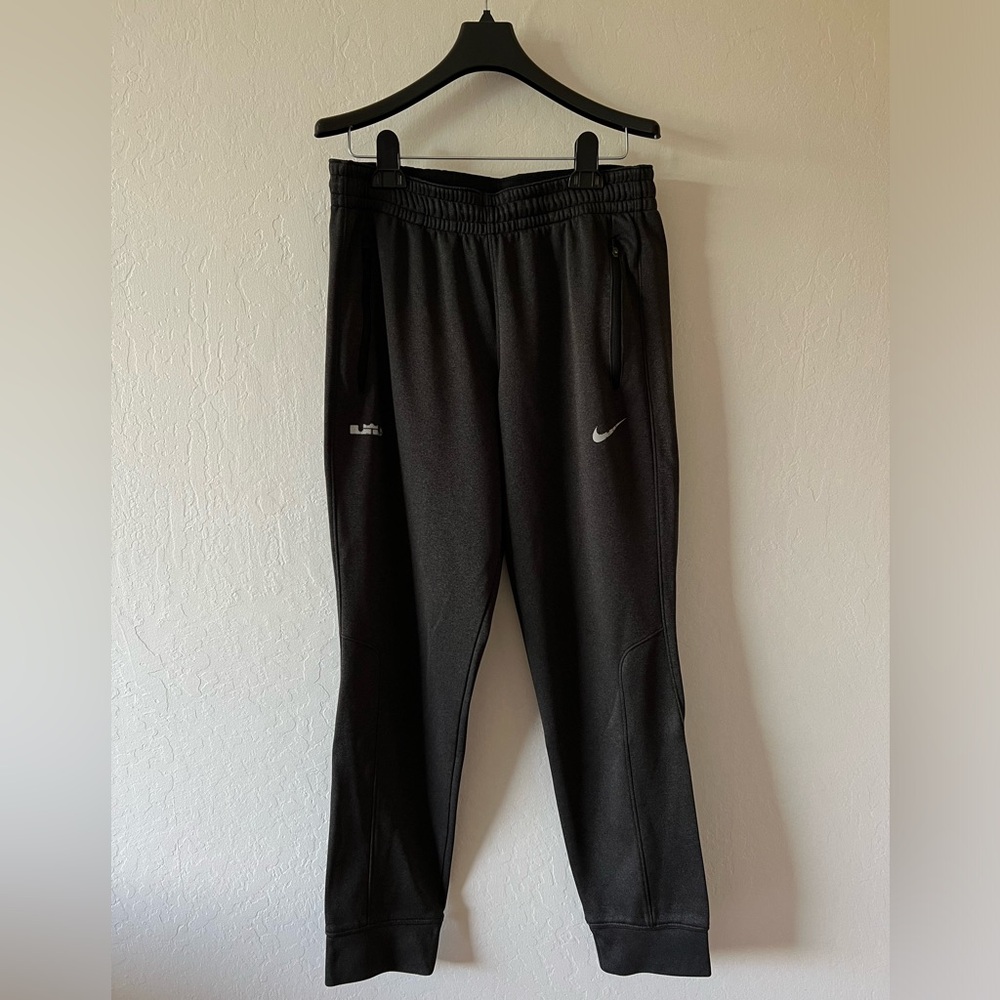 Nike x LeBron Jogger